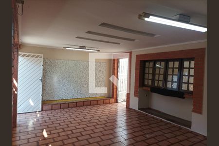 Casa para alugar com 300m², 6 quartos e 3 vagas Casa para alugar com 300m², 6 quartos e 3 vagasGaragem