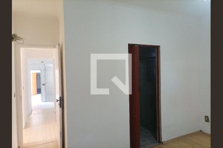 Casa para alugar com 300m², 6 quartos e 3 vagas Casa para alugar com 300m², 6 quartos e 3 vagasQuarto 01