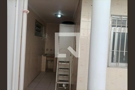 Casa para alugar com 300m², 6 quartos e 3 vagas Casa para alugar com 300m², 6 quartos e 3 vagasLavanderia