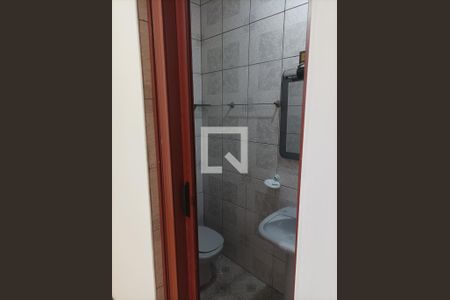 Casa para alugar com 300m², 6 quartos e 3 vagas Casa para alugar com 300m², 6 quartos e 3 vagasBanheiro 1