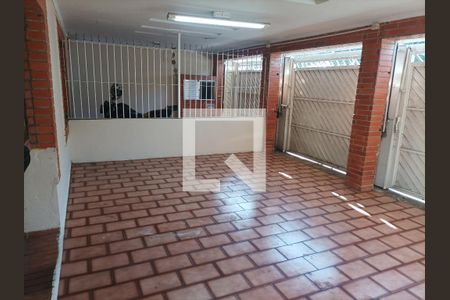 Casa para alugar com 300m², 6 quartos e 3 vagas Casa para alugar com 300m², 6 quartos e 3 vagasGaragem