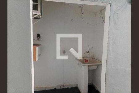 Casa para alugar com 300m², 6 quartos e 3 vagas Casa para alugar com 300m², 6 quartos e 3 vagasLavanderia 2