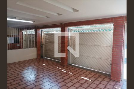 Casa para alugar com 300m², 6 quartos e 3 vagas Casa para alugar com 300m², 6 quartos e 3 vagasGaragem
