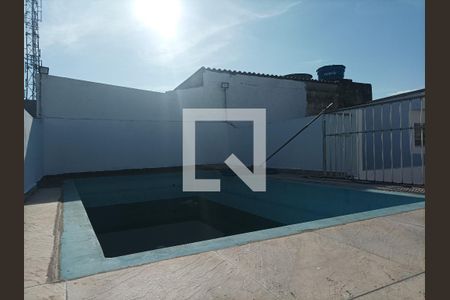 Casa para alugar com 300m², 6 quartos e 3 vagas Casa para alugar com 300m², 6 quartos e 3 vagasPiscina