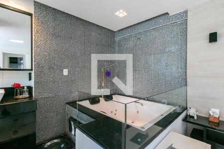 Apartamento para alugar com 450m², 4 quartos e 4 vagasBanheiro da Suíte