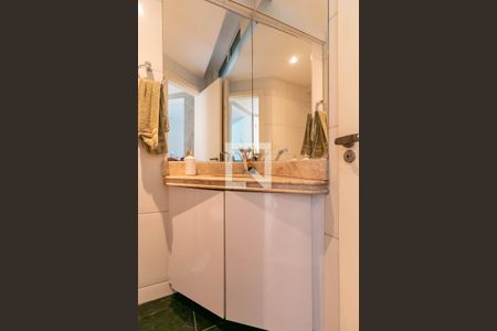 Apartamento para alugar com 450m², 4 quartos e 4 vagasLavabo