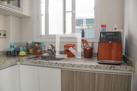 Casa de condomínio para alugar com 300m², 2 quartos e 3 vagasDetalhe da cozinha