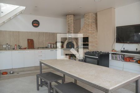 Casa de condomínio para alugar com 300m², 2 quartos e 3 vagasChurrasqueira