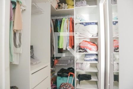 Casa de condomínio para alugar com 300m², 2 quartos e 3 vagasSuíte 2