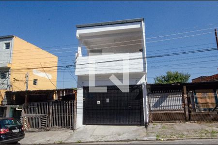 Casa para alugar com 80m², 2 quartos e sem vagaFachada