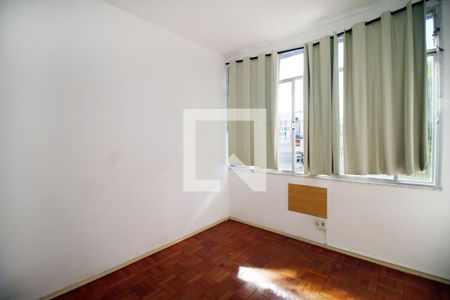 Quarto 1 de apartamento à venda com 3 quartos, 60m² em Olaria, Rio de Janeiro