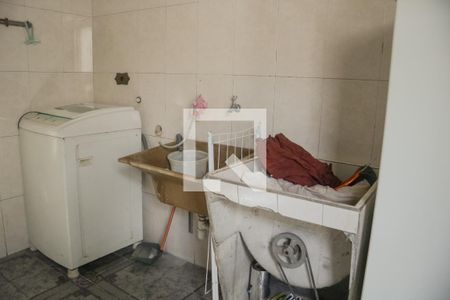 Casa de condomínio à venda com 100m², 3 quartos e 2 vagasDetalhe da area de serviço