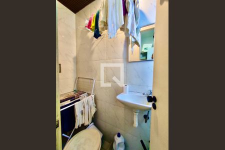 Apartamento à venda com 92m², 3 quartos e 1 vagaBanheiro serviço 