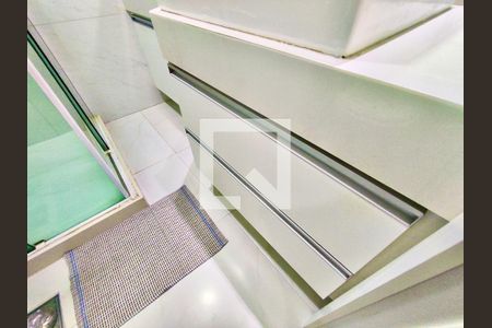 Apartamento à venda com 92m², 3 quartos e 1 vagaBanheiro social 