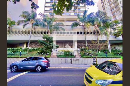 Apartamento à venda com 92m², 3 quartos e 1 vagaFachada 