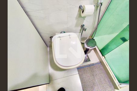 Apartamento à venda com 92m², 3 quartos e 1 vagaBanheiro social 