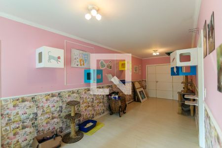 Casa à venda com 1300m², 6 quartos e 8 vagas Casa à venda com 1300m², 6 quartos e 8 vagasCorredor