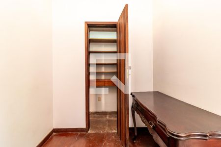 Casa de condomínio à venda com 450m², 5 quartos e 2 vagasHall de entrada