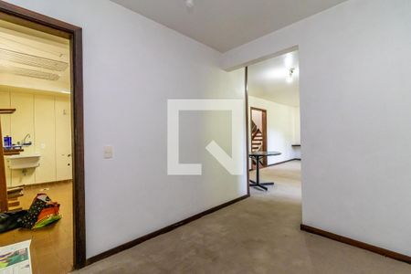 Casa de condomínio à venda com 450m², 5 quartos e 2 vagasAnexo Sala Andar Inferior