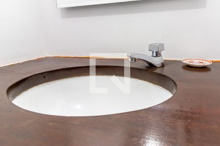 Casa de condomínio à venda com 450m², 5 quartos e 2 vagasLavabo 2