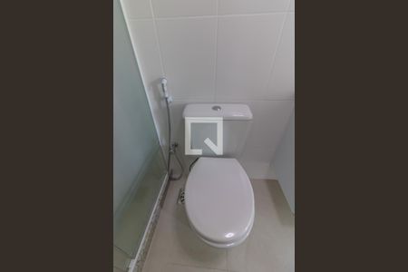 Suíte - banheiro de apartamento para alugar com 2 quartos, 75m² em Recreio dos Bandeirantes, Rio de Janeiro