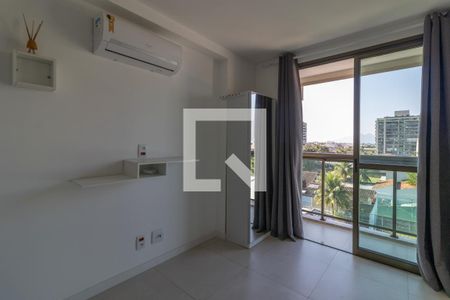 Suíte de apartamento para alugar com 2 quartos, 75m² em Recreio dos Bandeirantes, Rio de Janeiro