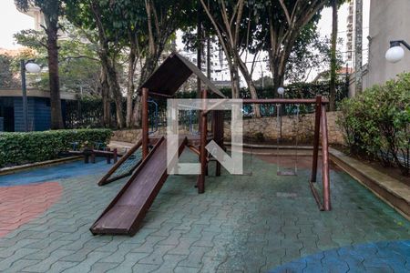 Apartamento à venda com 250m², 4 quartos e 4 vagas Apartamento à venda com 250m², 4 quartos e 4 vagasÁrea comum do prédio