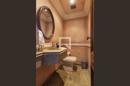 Apartamento à venda com 250m², 4 quartos e 4 vagas Apartamento à venda com 250m², 4 quartos e 4 vagasLavabo