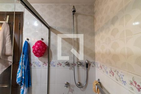 Apartamento à venda com 250m², 4 quartos e 4 vagas Apartamento à venda com 250m², 4 quartos e 4 vagasSuíte 4