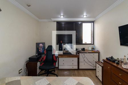 Apartamento à venda com 250m², 4 quartos e 4 vagas Apartamento à venda com 250m², 4 quartos e 4 vagasSuíte 1