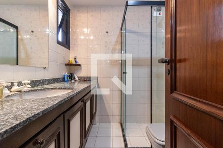 Apartamento à venda com 250m², 4 quartos e 4 vagas Apartamento à venda com 250m², 4 quartos e 4 vagasSuíte 1