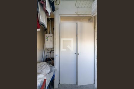 Apartamento à venda com 250m², 4 quartos e 4 vagas Apartamento à venda com 250m², 4 quartos e 4 vagasÁrea de serviço