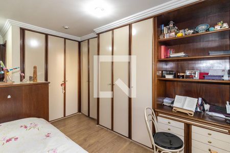 Apartamento à venda com 250m², 4 quartos e 4 vagas Apartamento à venda com 250m², 4 quartos e 4 vagasSuíte 3