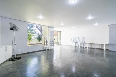 Apartamento para alugar com 90m², 2 quartos e 1 vagaÁrea comum - Salão de festas