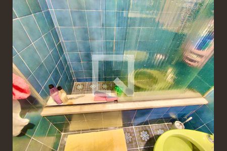 Apartamento à venda com 135m², 3 quartos e 2 vagasBanheiro social 