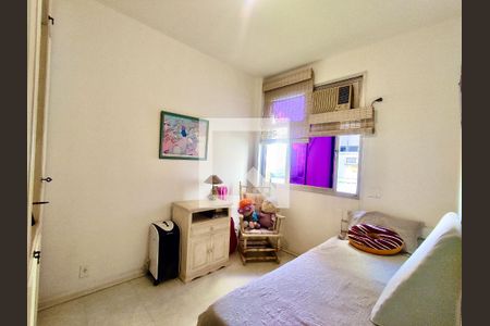 Apartamento à venda com 135m², 3 quartos e 2 vagasQuarto
