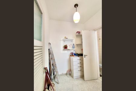 Apartamento à venda com 135m², 3 quartos e 2 vagasQuarto serviço 
