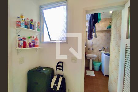 Apartamento à venda com 135m², 3 quartos e 2 vagasQuarto serviço 