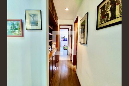 Corredor  de apartamento à venda com 3 quartos, 135m² em Ipanema, Rio de Janeiro