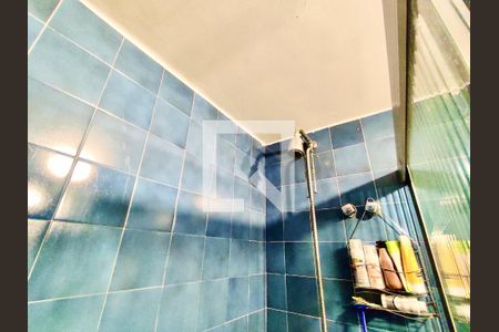 Apartamento à venda com 135m², 3 quartos e 2 vagasBanheiro social 