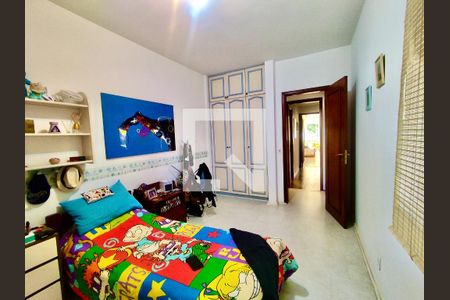 Apartamento à venda com 135m², 3 quartos e 2 vagasQuarto