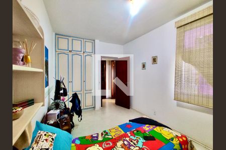 Apartamento à venda com 135m², 3 quartos e 2 vagasQuarto