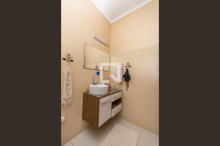 Casa à venda com 220m², 4 quartos e 3 vagasBanheiro da Suíte 2