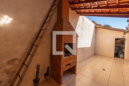 Casa à venda com 220m², 4 quartos e 3 vagasChurrasqueira 
