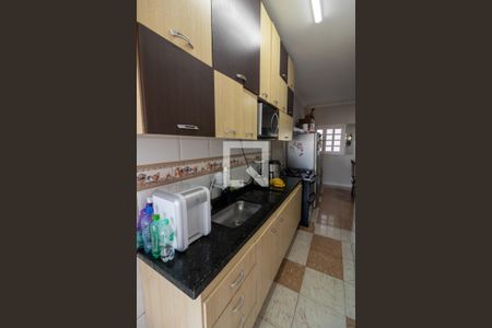 Casa à venda com 350m², 3 quartos e 2 vagas Casa à venda com 350m², 3 quartos e 2 vagasCozinha