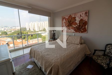 Casa à venda com 350m², 3 quartos e 2 vagas Casa à venda com 350m², 3 quartos e 2 vagasSuite