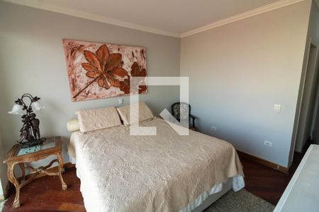 Casa à venda com 350m², 3 quartos e 2 vagas Casa à venda com 350m², 3 quartos e 2 vagasSuite