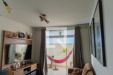 Sala de apartamento à venda com 2 quartos, 120m² em Ana Lúcia, Belo Horizonte