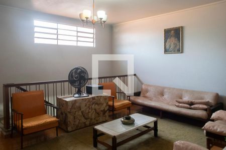 Casa à venda com 1321m², 3 quartos e 8 vagasSala 2