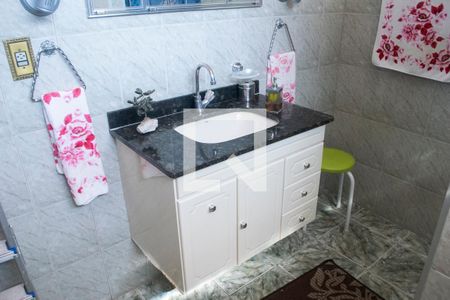 Casa à venda com 1321m², 3 quartos e 8 vagasBanheiro